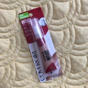 Covergirl Outlast Concealer